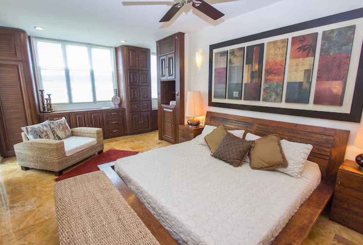 3 Floor Beach Penthouse